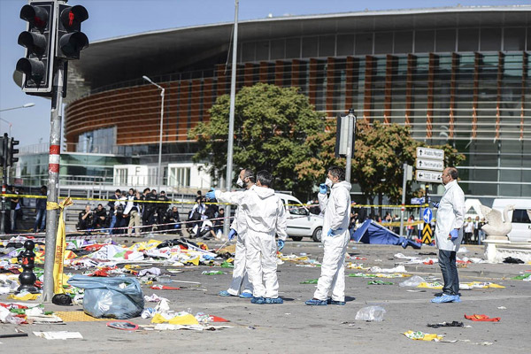 Yanında 3 canlı bomba ile gelmiş