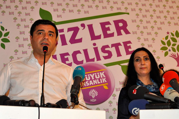 HDP'nin seçim beyannamesi toplatılacak