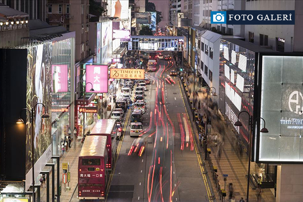 Hong Kong ekonomisi düşüşe geçti