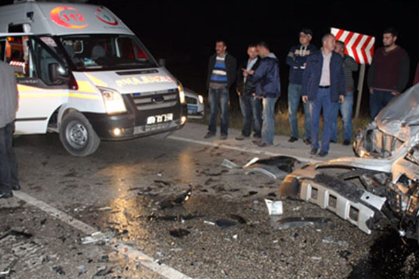 Hatalı sollama kazaya yol açtı