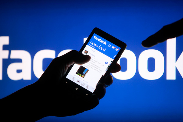 Facebook yöneticileri hakkında suç duyurusu