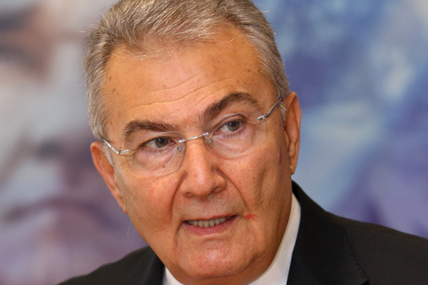 Deniz Baykal KKTC projesini yorumladı