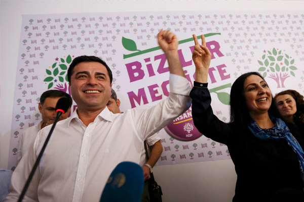 Ermeni federasyonundan HDP'ye oy çağrısı