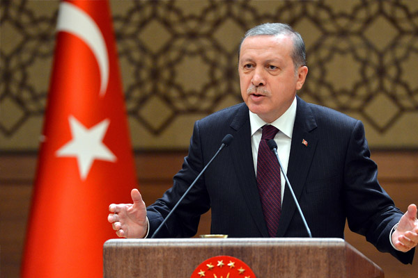 'İşin içinde IŞİD de var, PKK da PYD de'