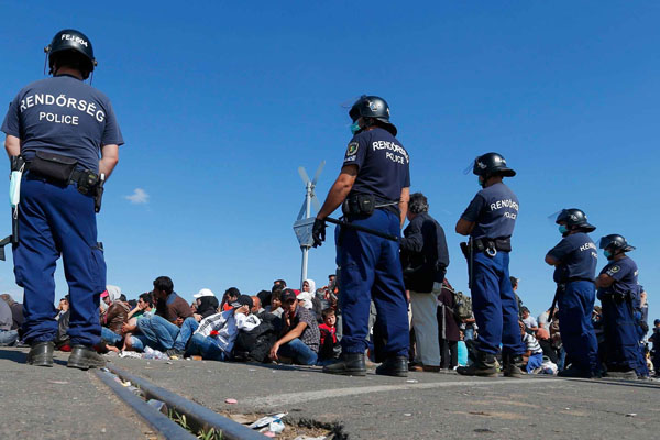 'Sığınmacıların, yüzde 6'sı Türkiye dışında'