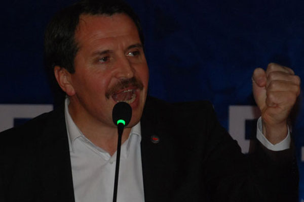 'Post modern olmadı dost modern darbe verelim dediler'