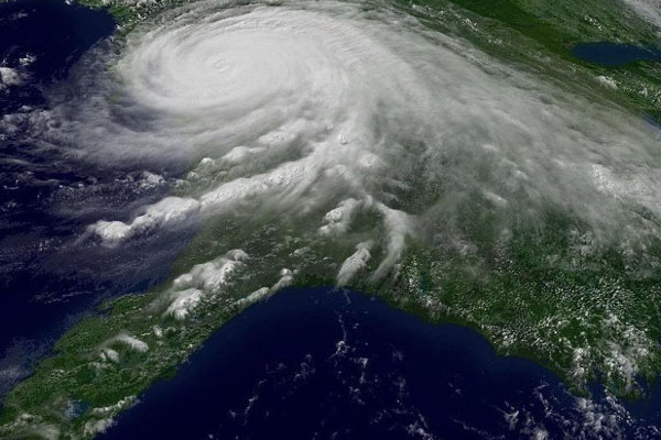 Meksika, güçlü kasırgaya hazırlanıyor