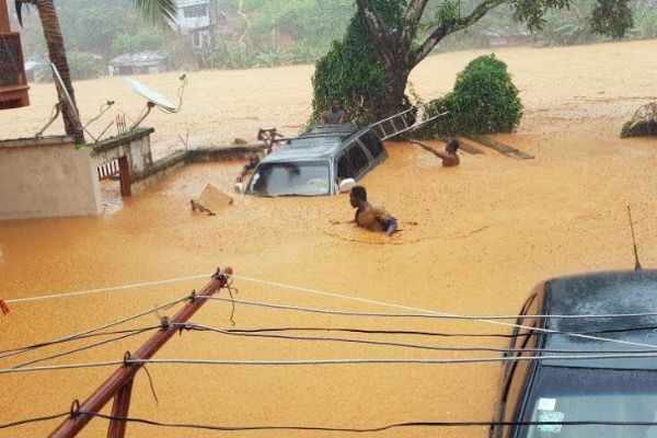 Sierraleone'de toprak kayması: 312 hayatını kaybetdi