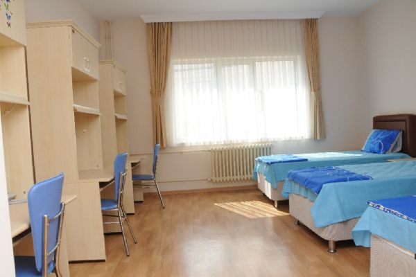 Kredi Yurtlar Kurumu yurt başvuruları başladı