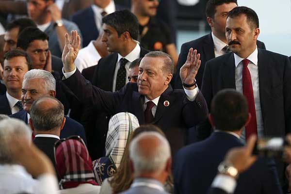 Ak Parti'nin 16'ncı kuruluş yıl dönümünde Erdoğan'dan önemli açıklamalar