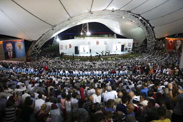 Ak Parti'nin 16. yıl dönümü etkinliklerle kutlandı