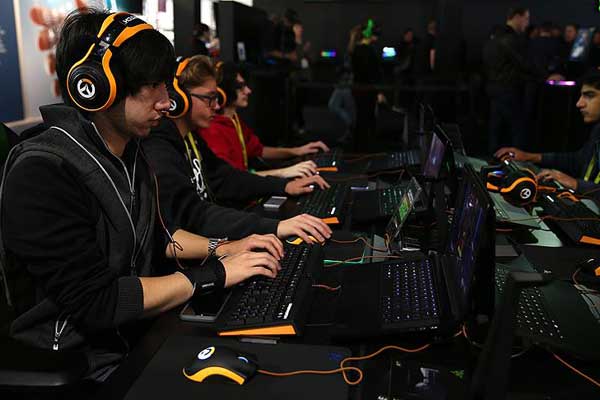 Bilgisayar oyunları olimpiyat yolunda