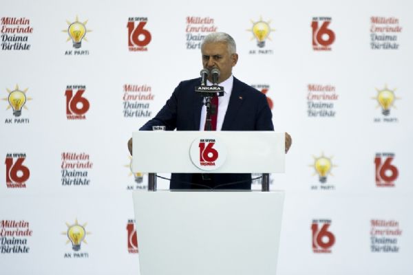 Binali Yıldırım: 'Milletin iradesine saldırıları unutmayacağız'