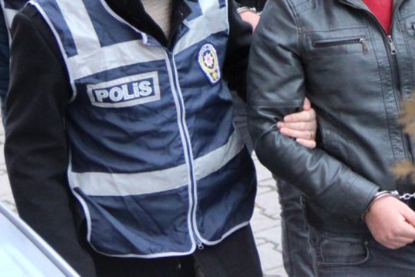 Eski 33 TÜBİTAK çalışanına gözaltı