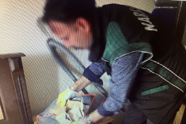 Adana'da bebek çantasında eroin ele geçirildi