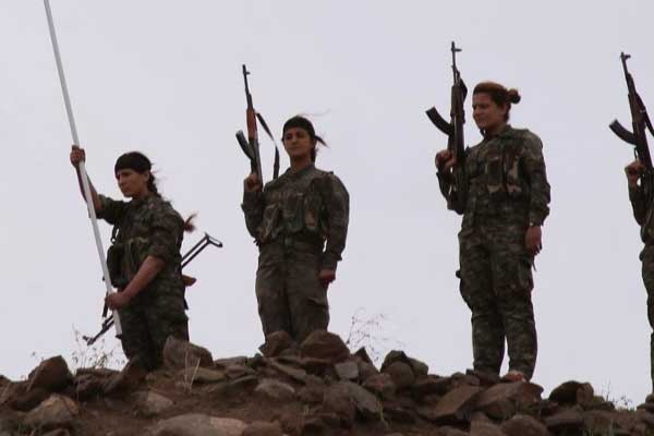 PYD, hacca gidenleri gözaltına aldı