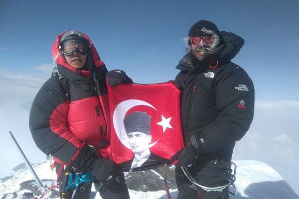 Türk dağcılar 'ilkler'e imza attı