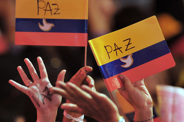 Kolombiya'da iç savaş resmen bitti