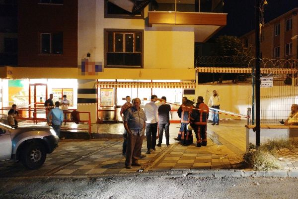 İstanbul'da markete molotoflu saldırı