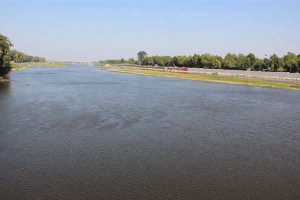 Meriç Nehri'nin debisi 'dibe' düştü