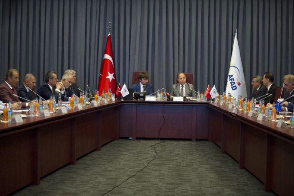 Recep Akdağ: 'Bazen aşırı korku insanı felç edebilir bu gerçekliğin üzerine gideceğiz'