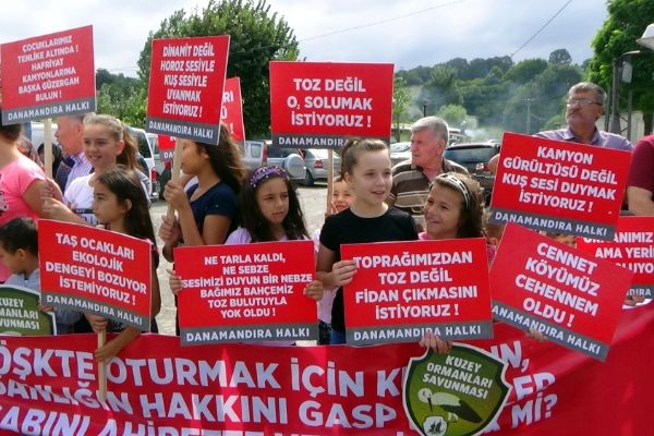 İstanbul'da kadın ve çocuklardan 'Hafriyat kamyonu' eylemi