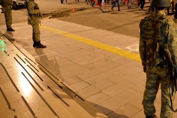 FETÖ'cü komutandan 'Emniyetimiz için biksi ve çelik yelek verin'