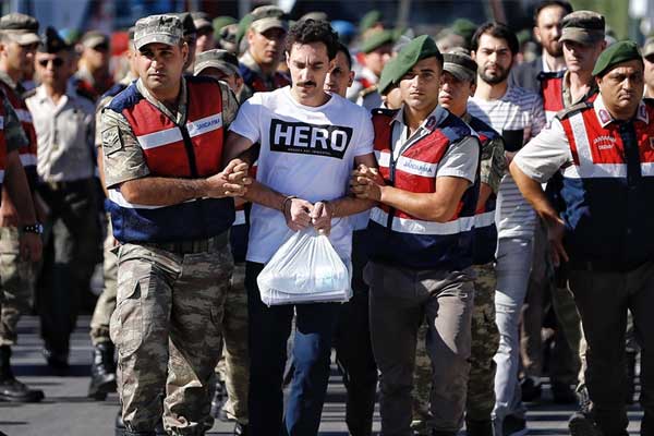 MİT tırlarının kuryesi, 'Hero' tişörtlü sanığın avukatıymış