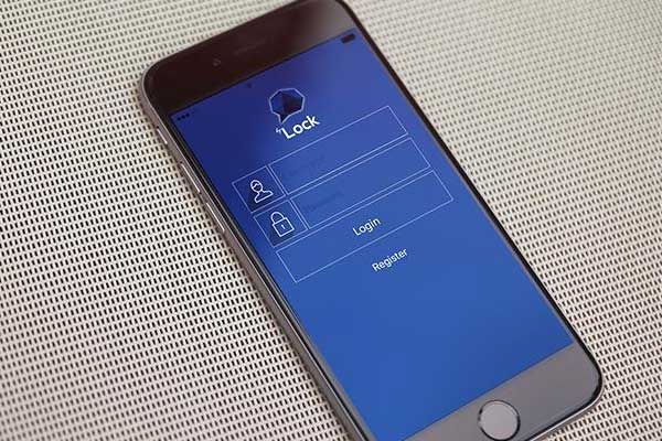 Eski Bakanlık çalışanlarına gözaltı