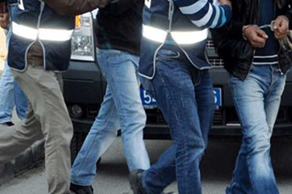 Kars'ta uyuşturucu tacirleri yakalandı