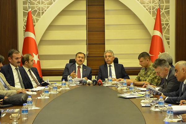 Veysel Eroğlu: 'Bu güzel diyarı çiçek gibi yapacağız'