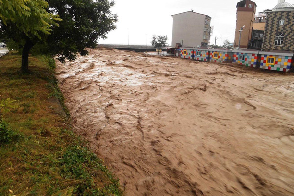 O il için heyelan uyarısı