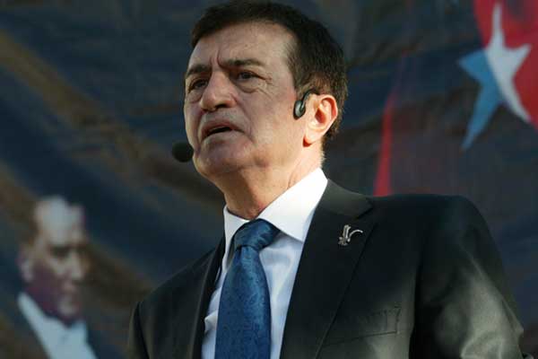 Osman Pamukoğlu sessizliğini koruyor... Akşener'in partisinde yer alacak mı?