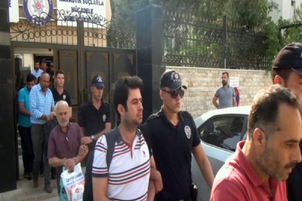 FETÖ operasyonunda 13 kişi tutuklandı