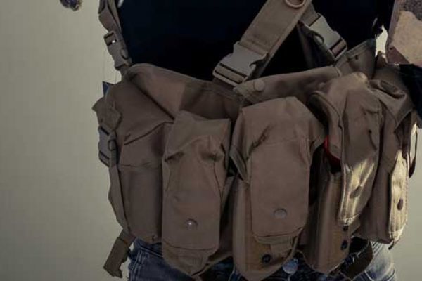 2 PKK'lı banyoda kendini patlattı