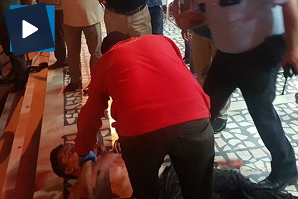 Torbacı olduğu iddia edilen şahsa meydan dayağı attılar