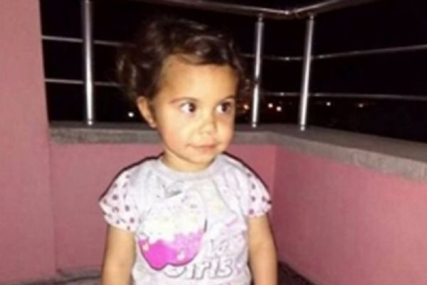 Diyarbakır'da balkondan düşen çocuk hayatını kaybetti