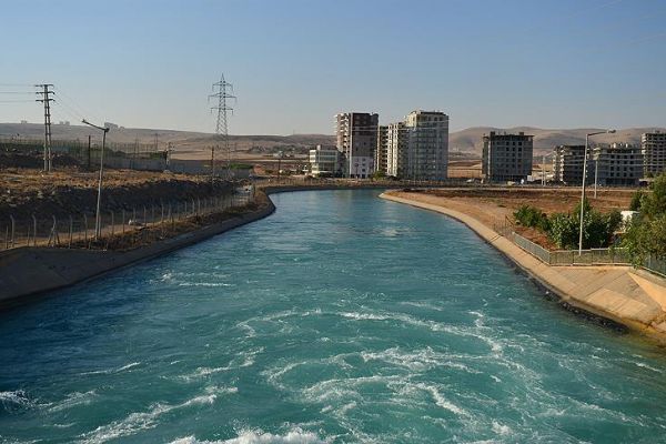 Şanlıurfa'da sulama kanallarından hem su hem enerji 'fışkıracak'