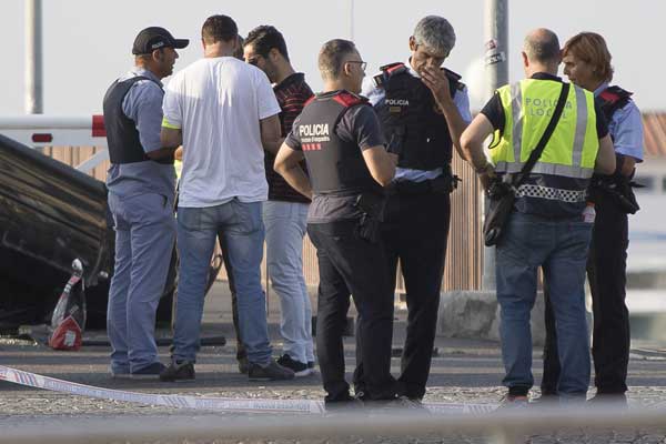 Barcelona saldırısında ölenlerin sayısı 14 oldu