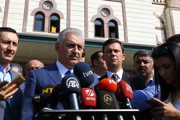 Yıldırım: Almanya, AB adına racon kesiyor!