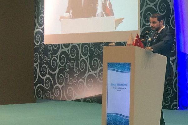 Bakan Berat Albayrak: 'Tarihi günlerden geçiyoruz'