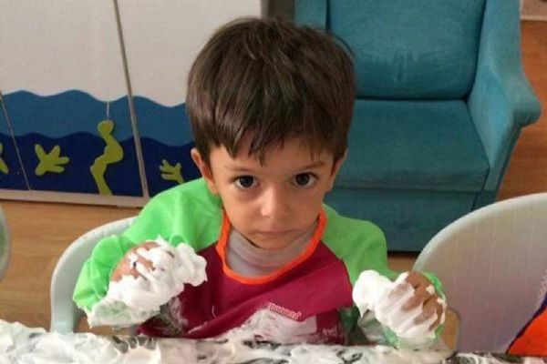 İzmir'de, 3 yaşındaki Alperen'in anaokulu kapatıldı