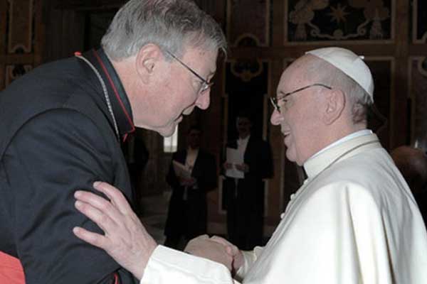 Papa'nın sağ kolu tecavüzden yargılanıyor