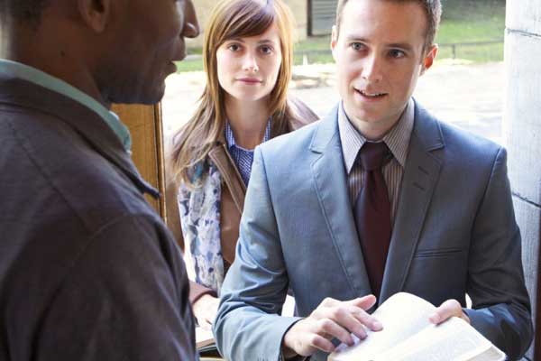 Rusya Yehova Şahitleri'ne yasak getirdi