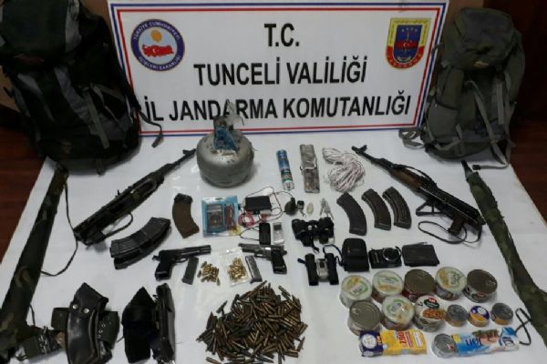 Tunceli'de kendilerini patlatan teröristlerin evinden mühimmat çıktı