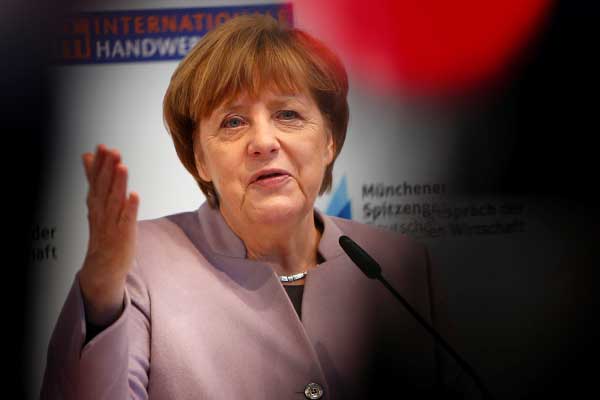 Erdoğan'ın açıklamalarına Merkel'den cevap geldi