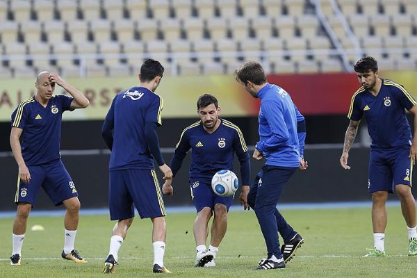 Fenerbahçe'nin konuğu Yarın Trabzonspor