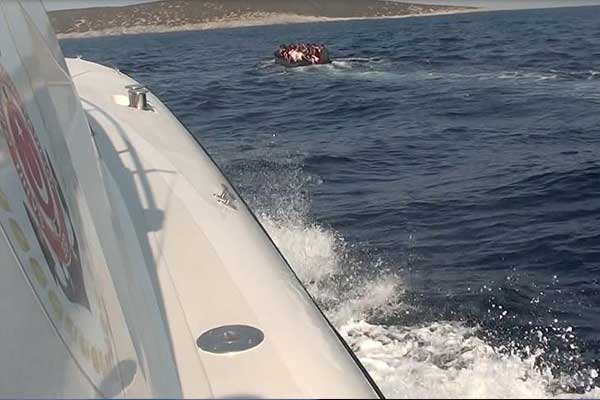 Ege'de 420 kaçak göçmen yakalandı