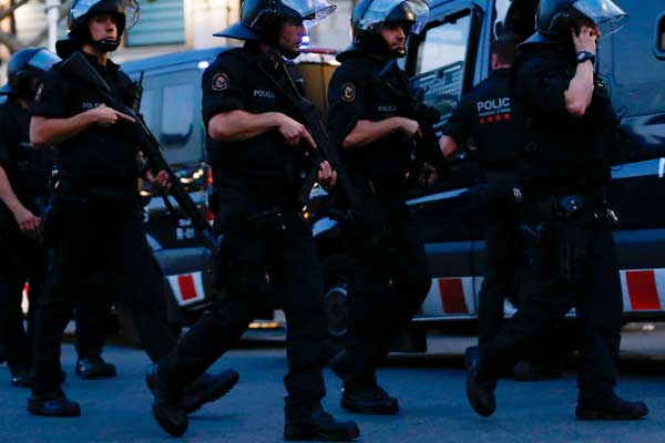 Barcelona’da korkunç plan: Yüzlerce kişi...