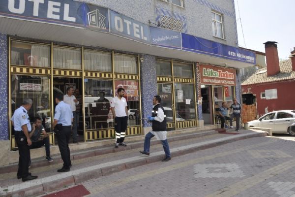 Konya'da otel odasında ölü bulundu